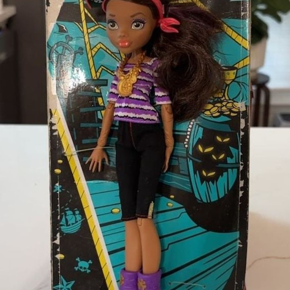 Monster High Shriekwrecked Clawdeen Wolf Doll